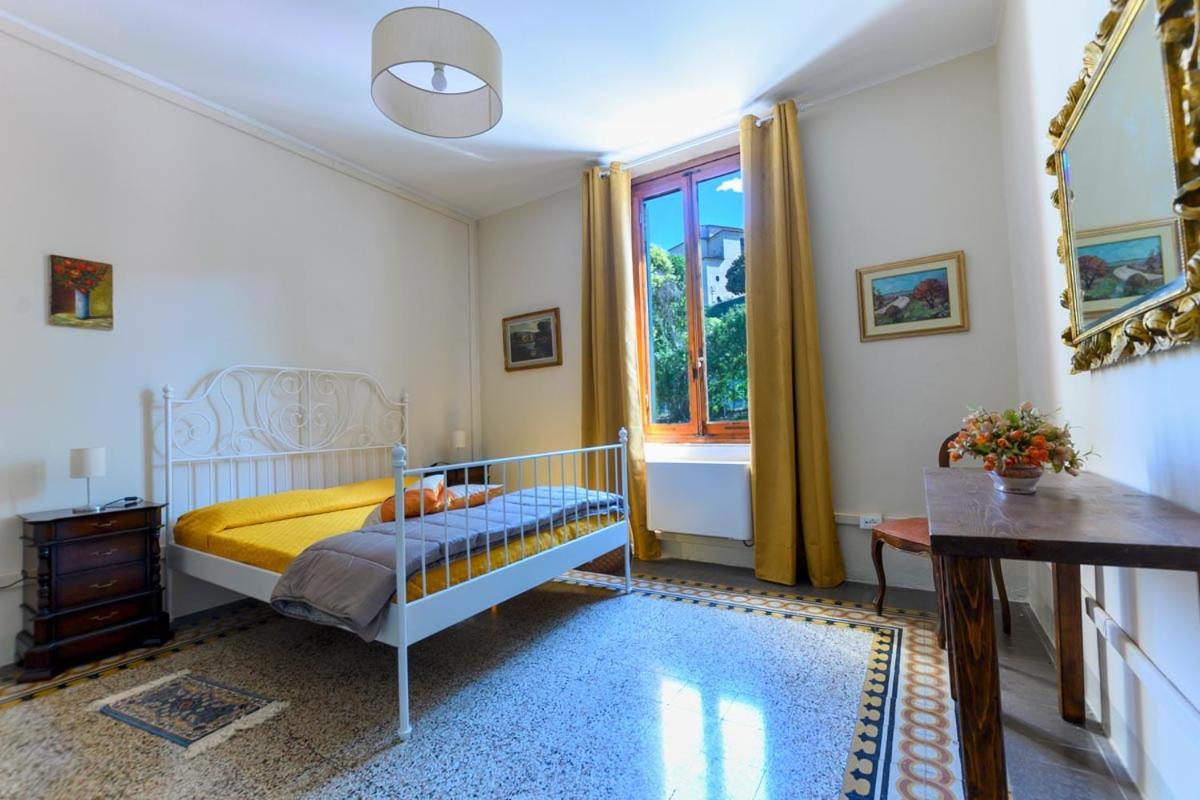Borgo Nuovo Housing Hotel Фучекио Екстериор снимка