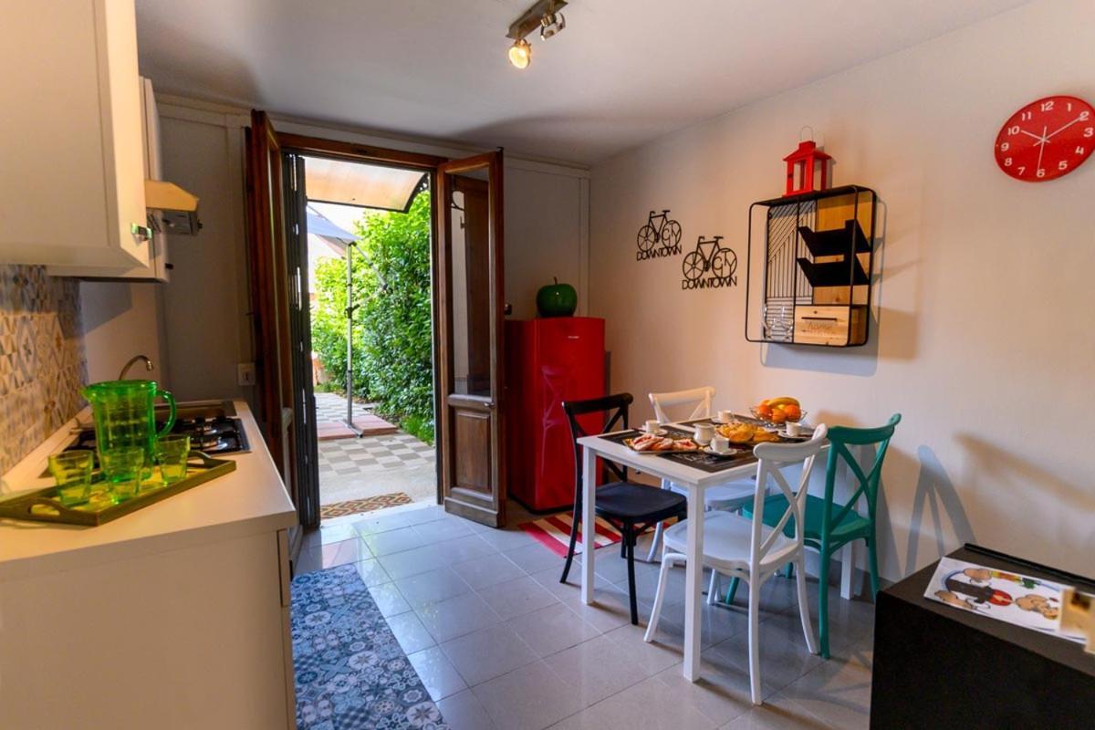 Borgo Nuovo Housing Hotel Фучекио Екстериор снимка