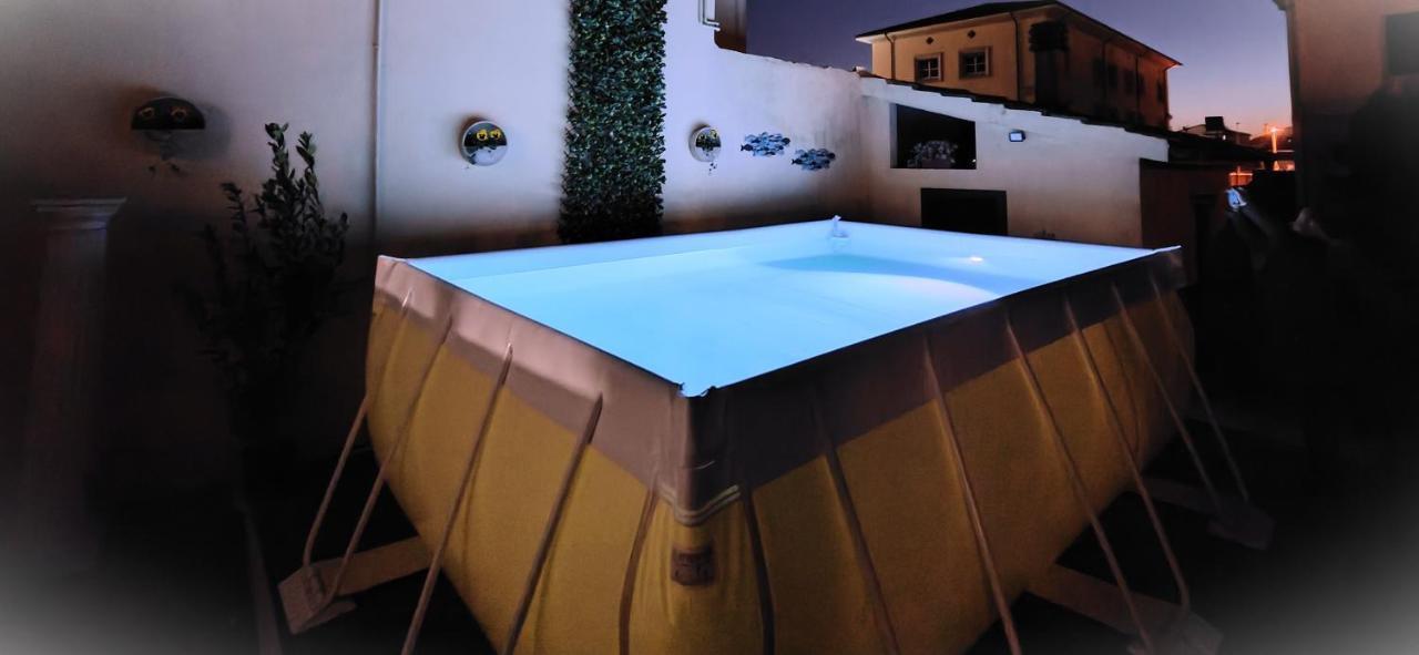 Borgo Nuovo Housing Hotel Фучекио Екстериор снимка